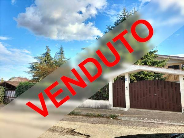 casa indipendente in vendita a Cassano delle Murge