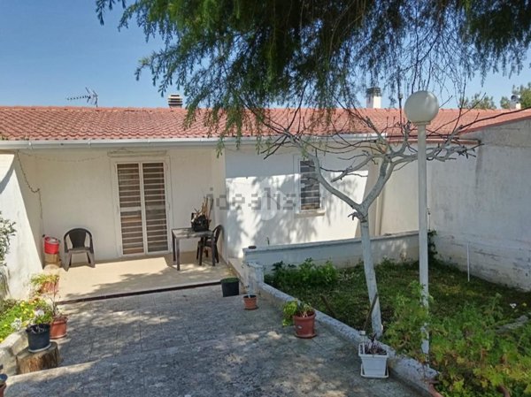 casa indipendente in vendita a Cassano delle Murge