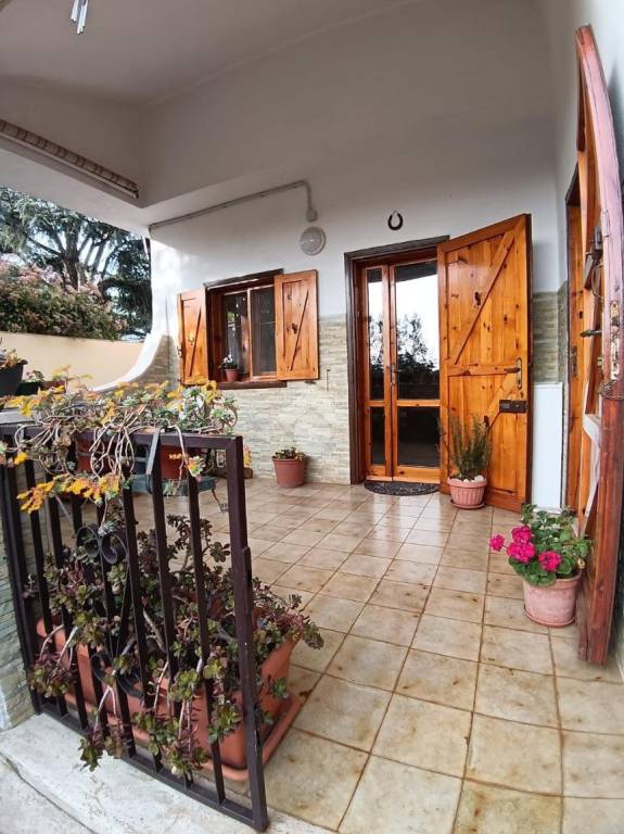 casa indipendente in vendita a Cassano delle Murge