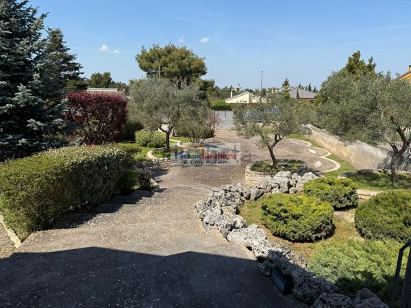 casa indipendente in vendita a Cassano delle Murge