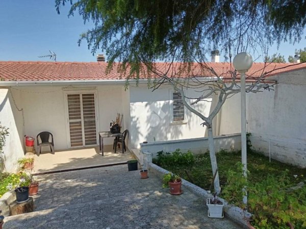 casa indipendente in vendita a Cassano delle Murge