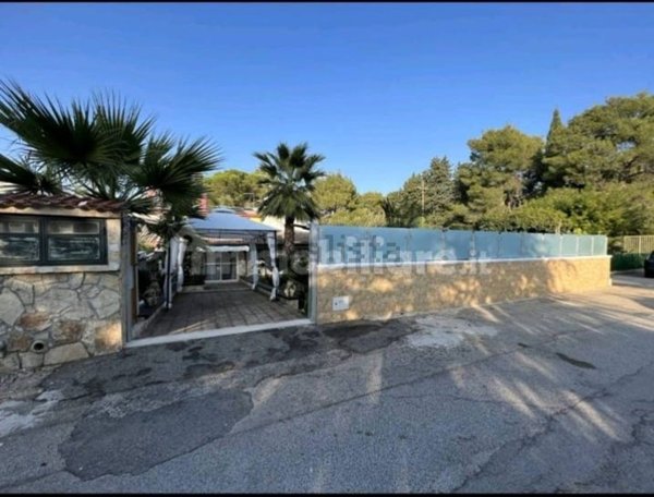 casa indipendente in vendita a Cassano delle Murge