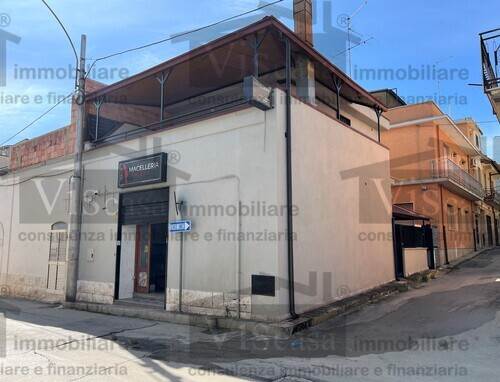 locale commerciale in vendita a Cassano delle Murge