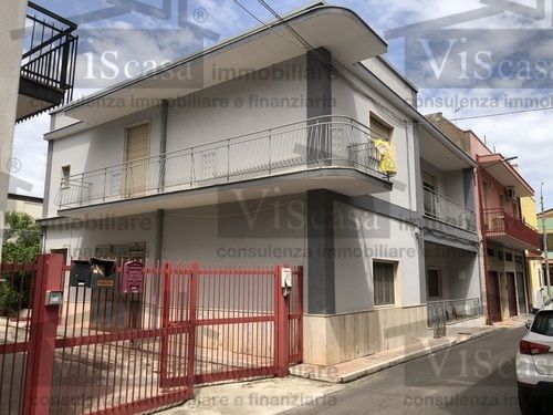 intera palazzina in vendita a Cassano delle Murge