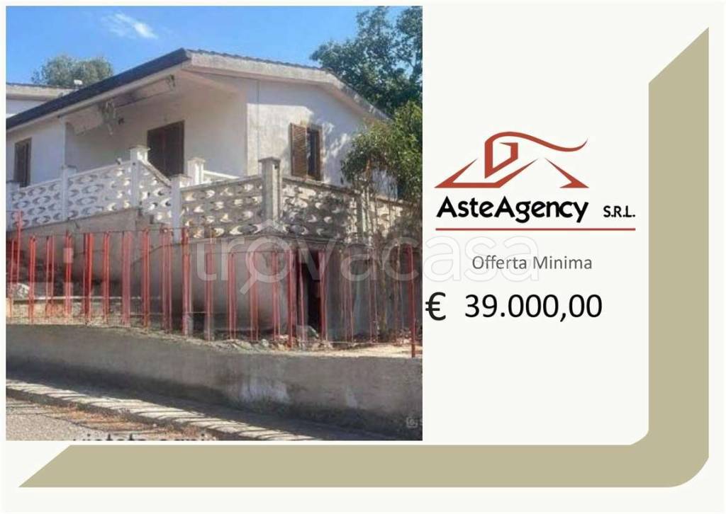 casa indipendente in vendita a Cassano delle Murge