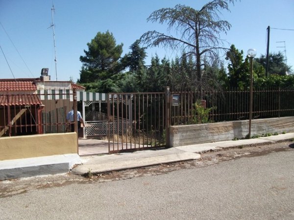 casa indipendente in vendita a Cassano delle Murge
