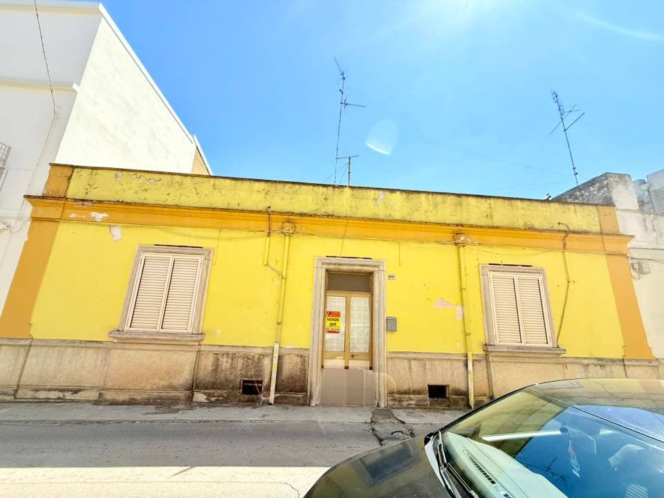 casa indipendente in vendita a Cassano delle Murge