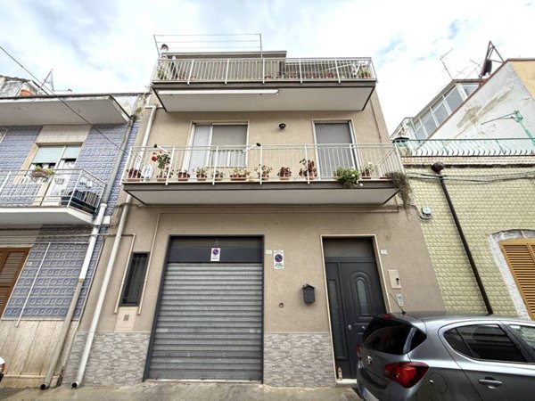 casa indipendente in vendita a Cassano delle Murge