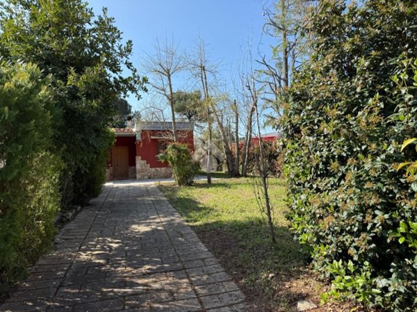 casa indipendente in vendita a Cassano delle Murge