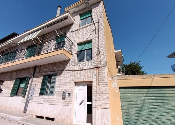 casa indipendente in vendita a Cassano delle Murge