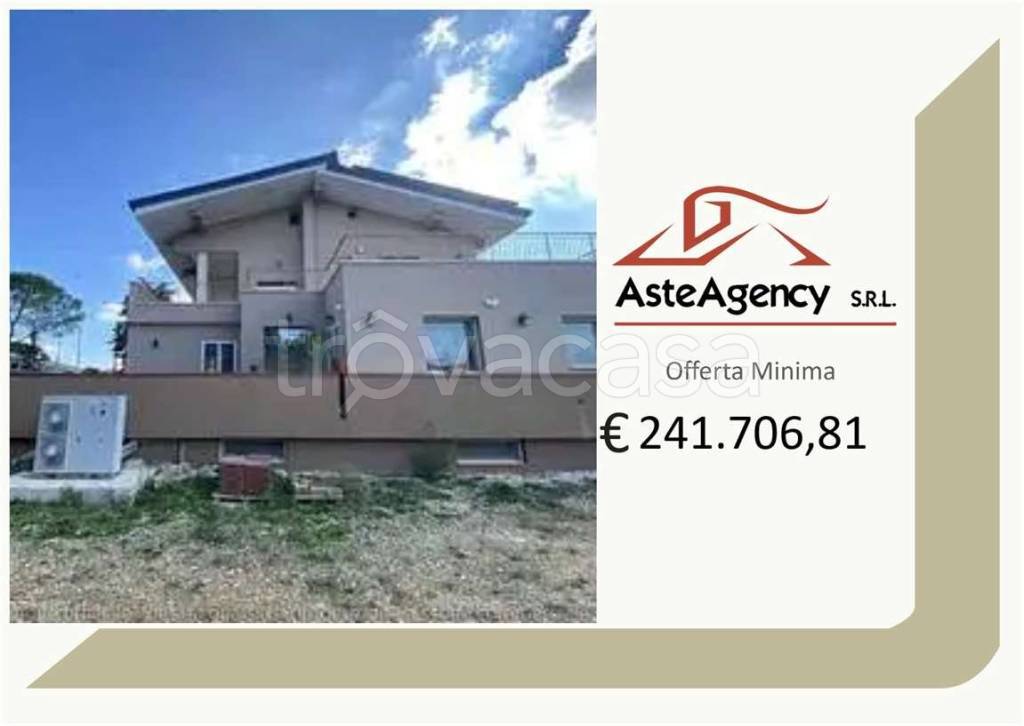 casa indipendente in vendita a Cassano delle Murge