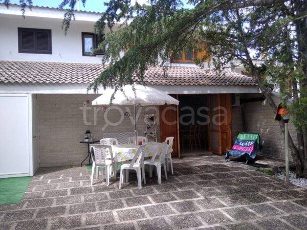casa indipendente in vendita a Cassano delle Murge