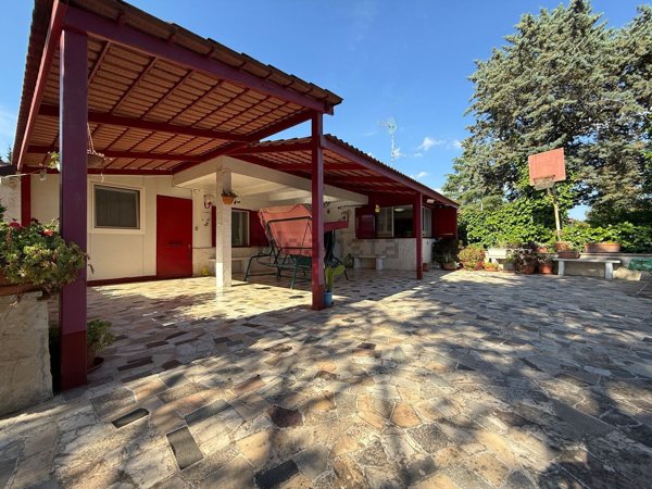 casa indipendente in vendita a Cassano delle Murge