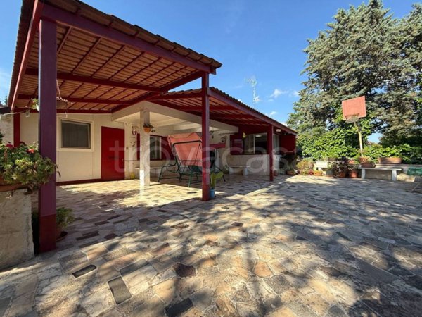 casa indipendente in vendita a Cassano delle Murge