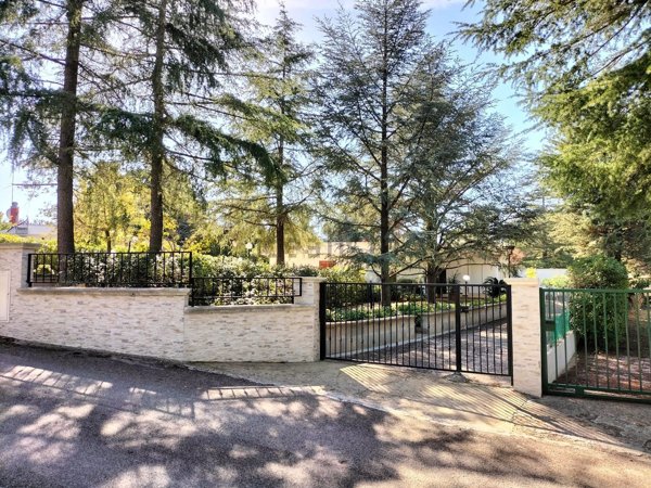 casa indipendente in vendita a Cassano delle Murge