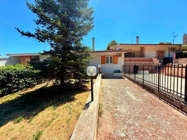 casa indipendente in vendita a Cassano delle Murge