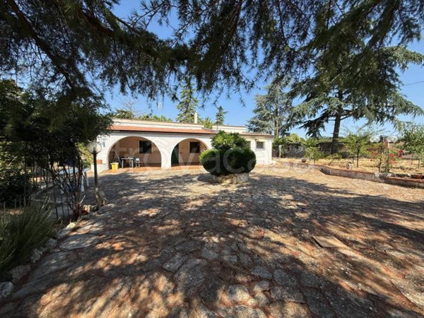 casa indipendente in vendita a Cassano delle Murge
