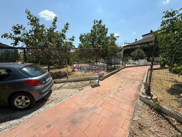casa indipendente in vendita a Cassano delle Murge