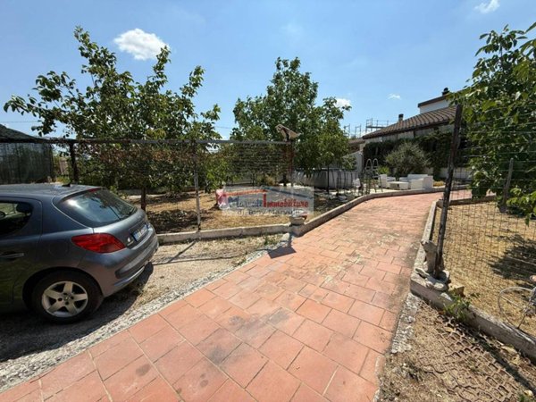 casa indipendente in vendita a Cassano delle Murge