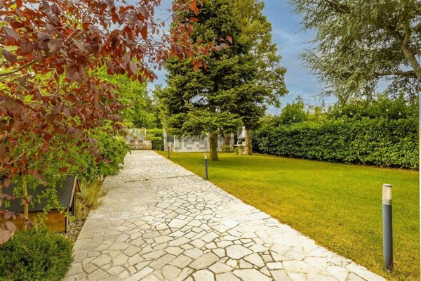 casa indipendente in vendita a Cassano delle Murge