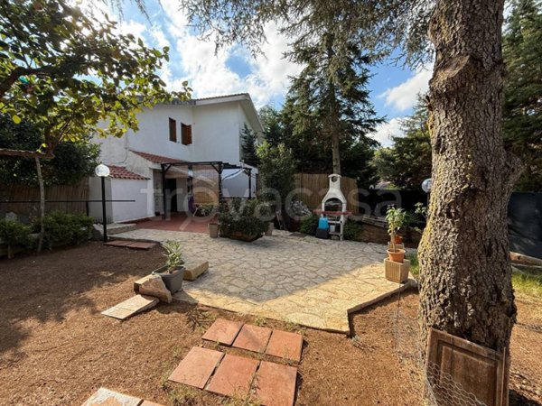 casa indipendente in vendita a Cassano delle Murge