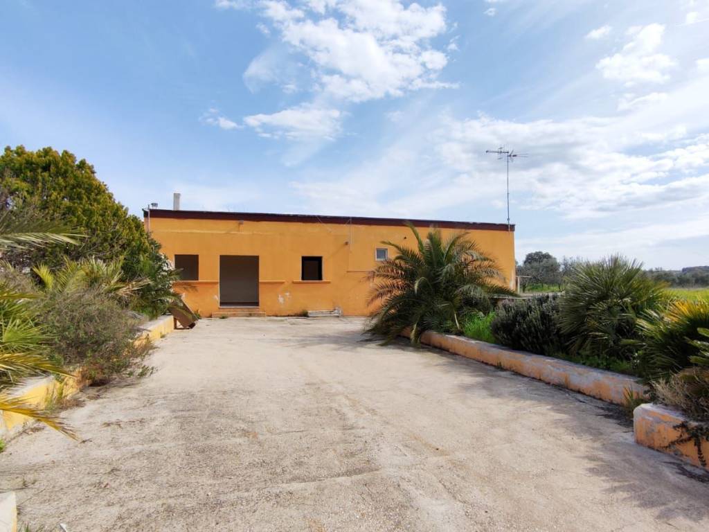 casa indipendente in vendita a Castellana Grotte