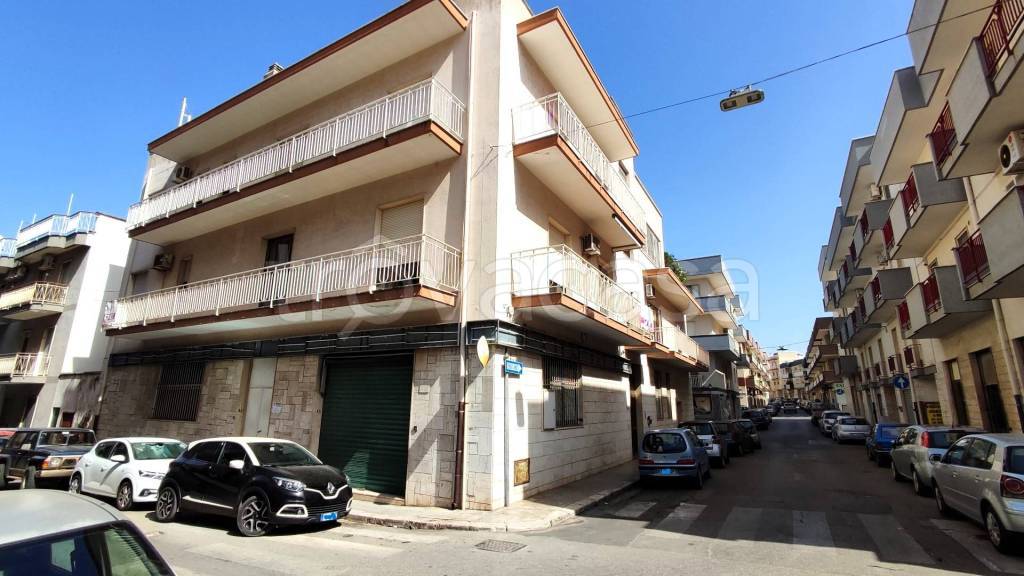 appartamento in vendita a Castellana Grotte