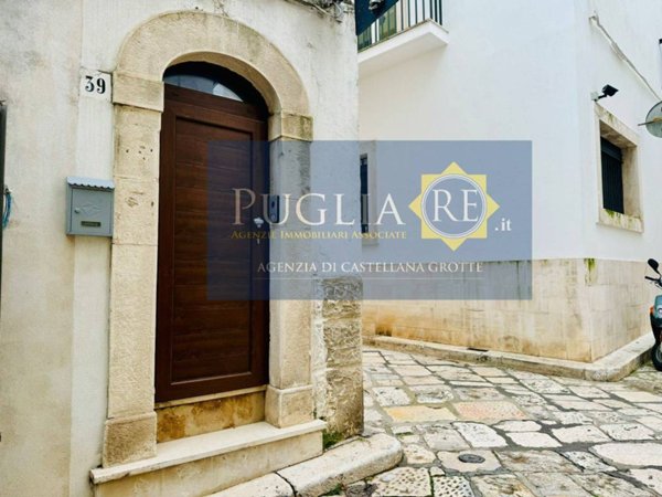 casa indipendente in vendita a Castellana Grotte