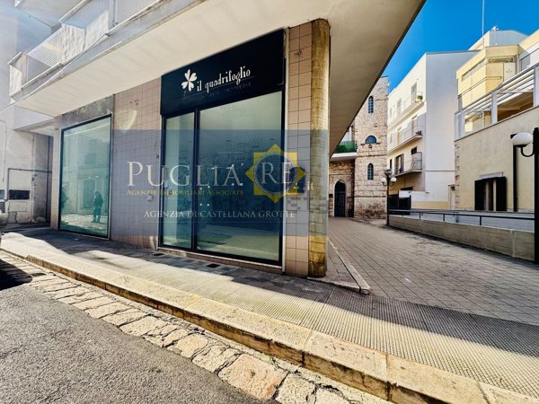 locale commerciale in vendita a Castellana Grotte