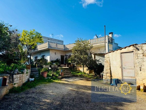 casa indipendente in vendita a Castellana Grotte