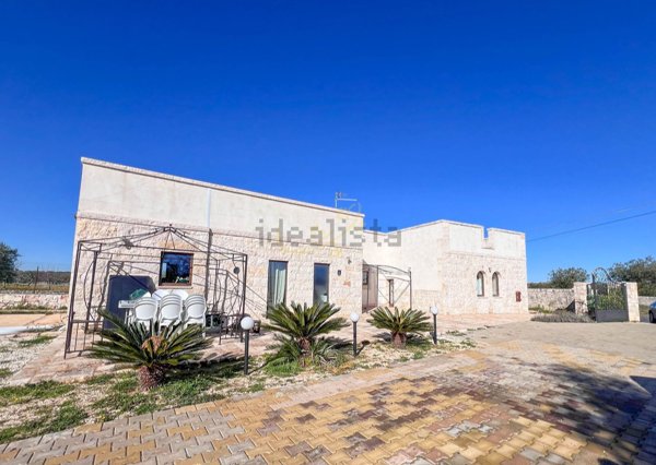 casa indipendente in vendita a Castellana Grotte