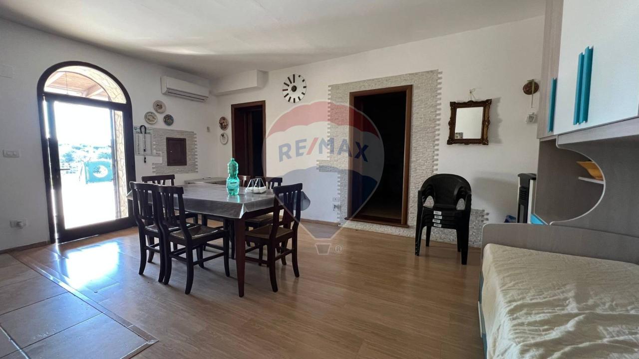 casa indipendente in vendita a Castellana Grotte