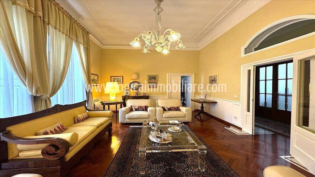 casa indipendente in vendita a Castellana Grotte
