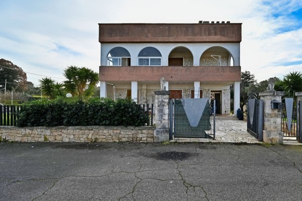 casa indipendente in vendita a Castellana Grotte