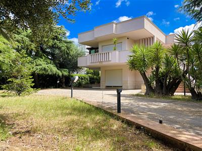 casa indipendente in vendita a Castellana Grotte