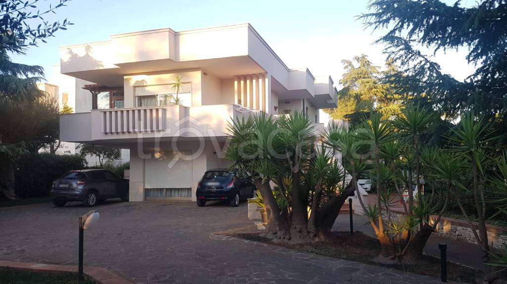casa indipendente in vendita a Castellana Grotte