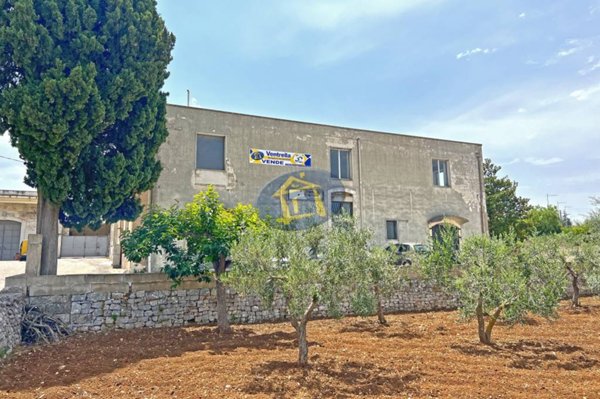negozio in vendita a Castellana Grotte