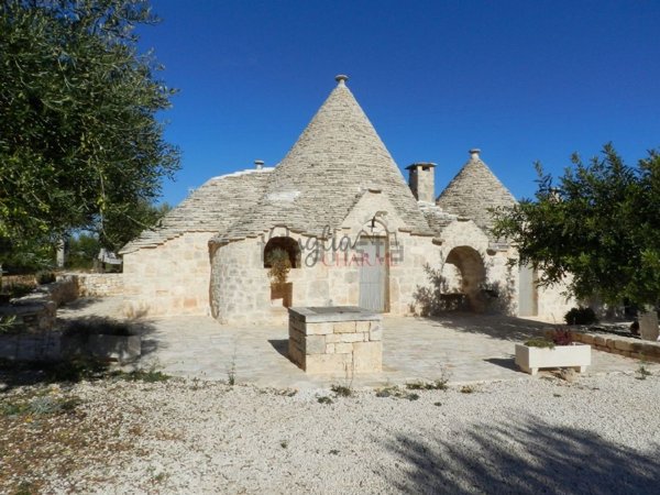 quadrivano in vendita a Castellana Grotte