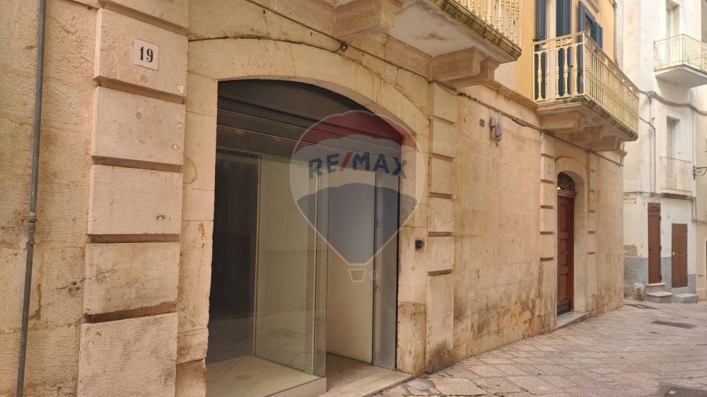 locale commerciale in vendita a Castellana Grotte