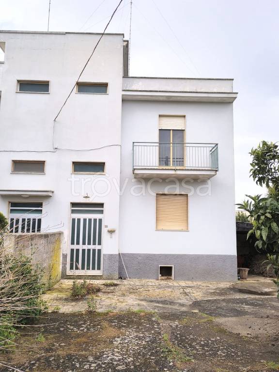 casa indipendente in vendita a Castellana Grotte