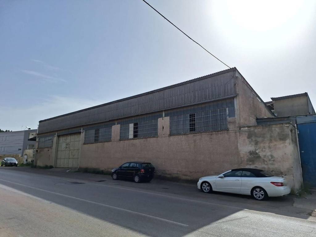 negozio in vendita a Castellana Grotte