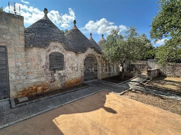 pentavano in vendita a Castellana Grotte