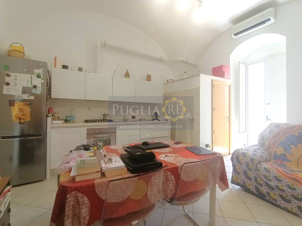 casa indipendente in vendita a Castellana Grotte