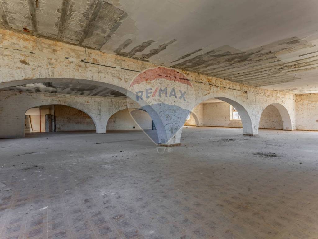 negozio in vendita a Castellana Grotte