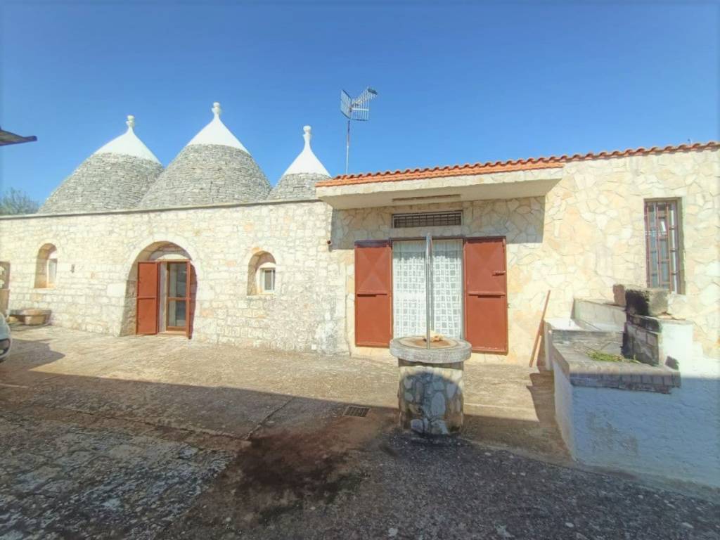 casa indipendente in vendita a Castellana Grotte