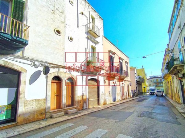 casa indipendente in vendita a Castellana Grotte