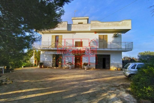 casa indipendente in vendita a Castellana Grotte