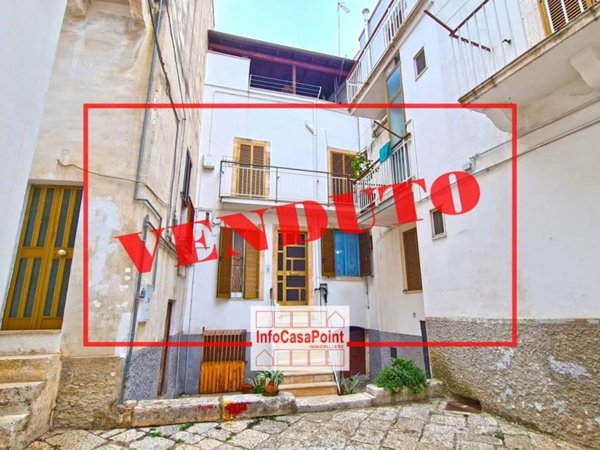 casa indipendente in vendita a Castellana Grotte