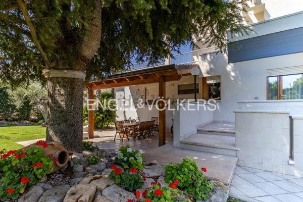casa indipendente in vendita a Castellana Grotte