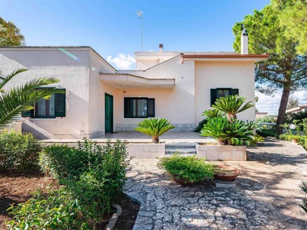casa indipendente in vendita a Castellana Grotte